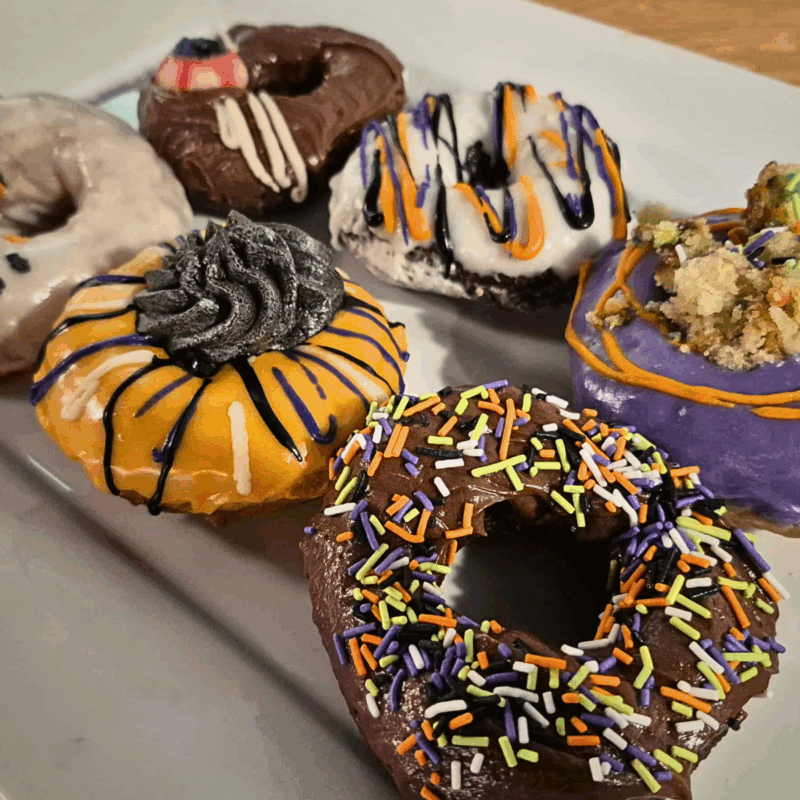 Boîte de 6 Beignes – Édition Halloween